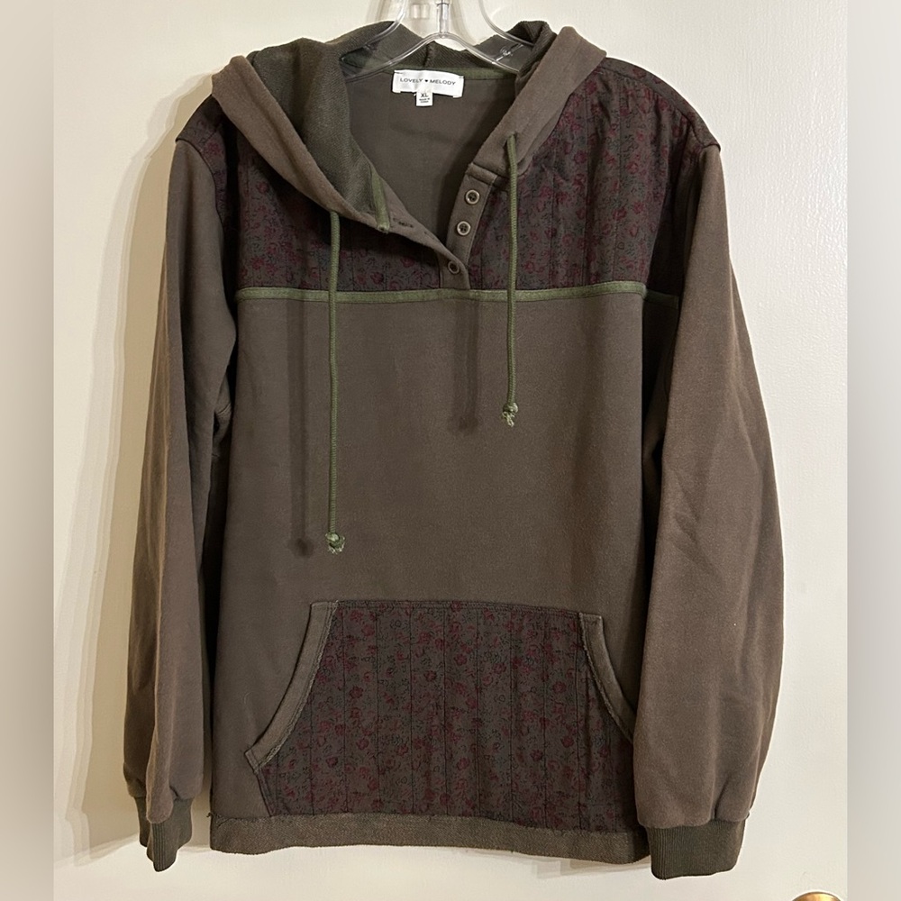 Lovely Melody Hoodie, Olive and Floral Accent XL